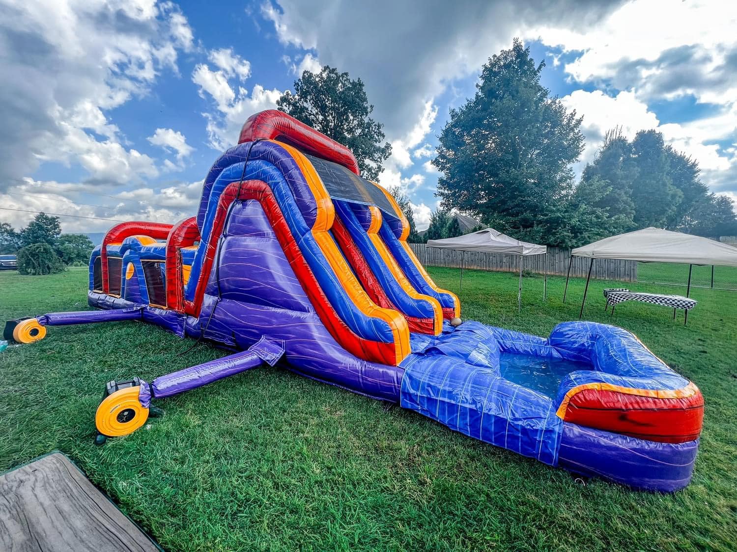 Pigeon Forge party rental setup